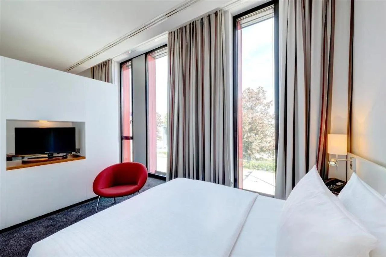 Hilton Garden Inn Stuttgart Neckarpark