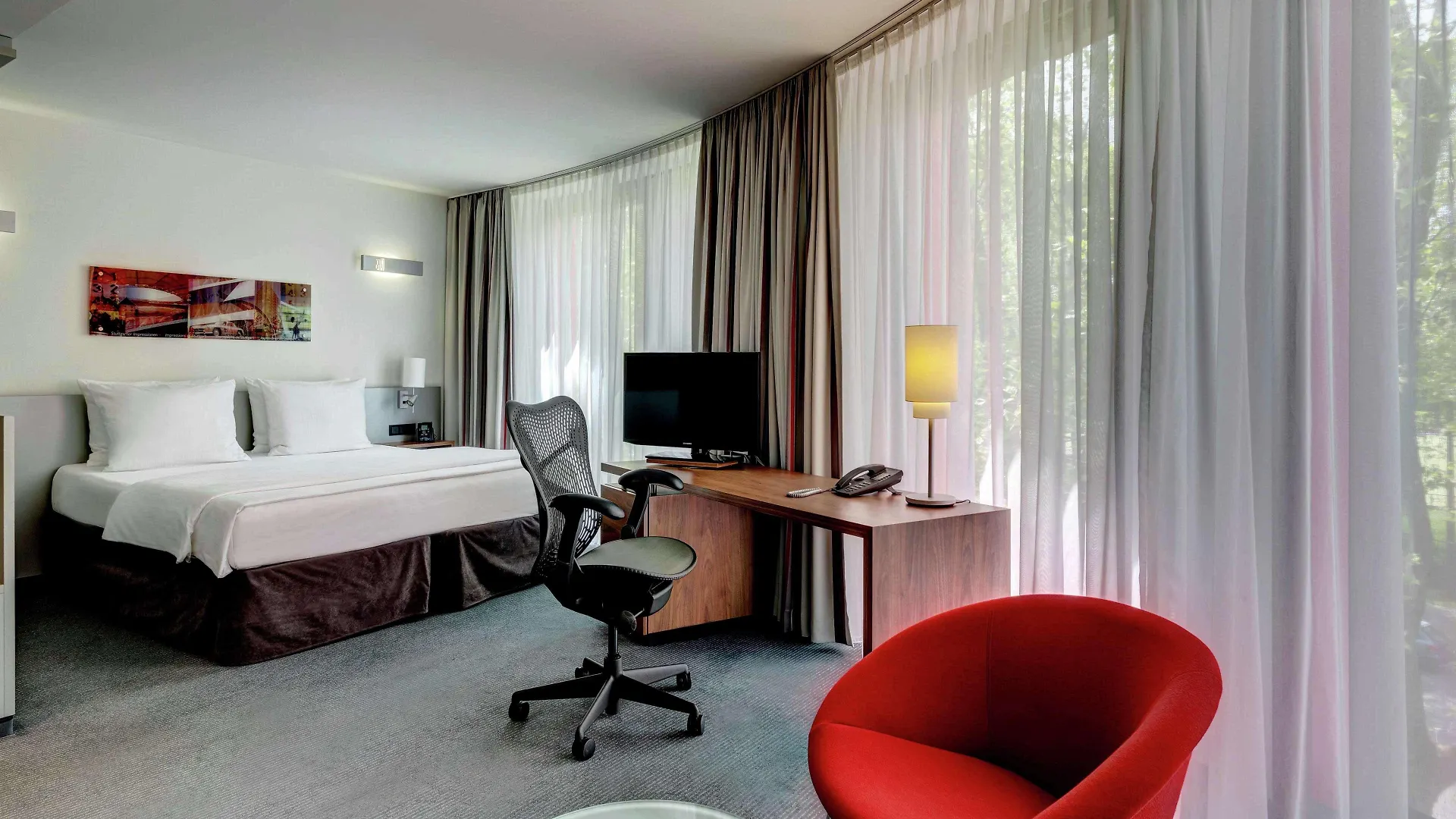 Hilton Garden Inn Stuttgart Neckarpark Hotel