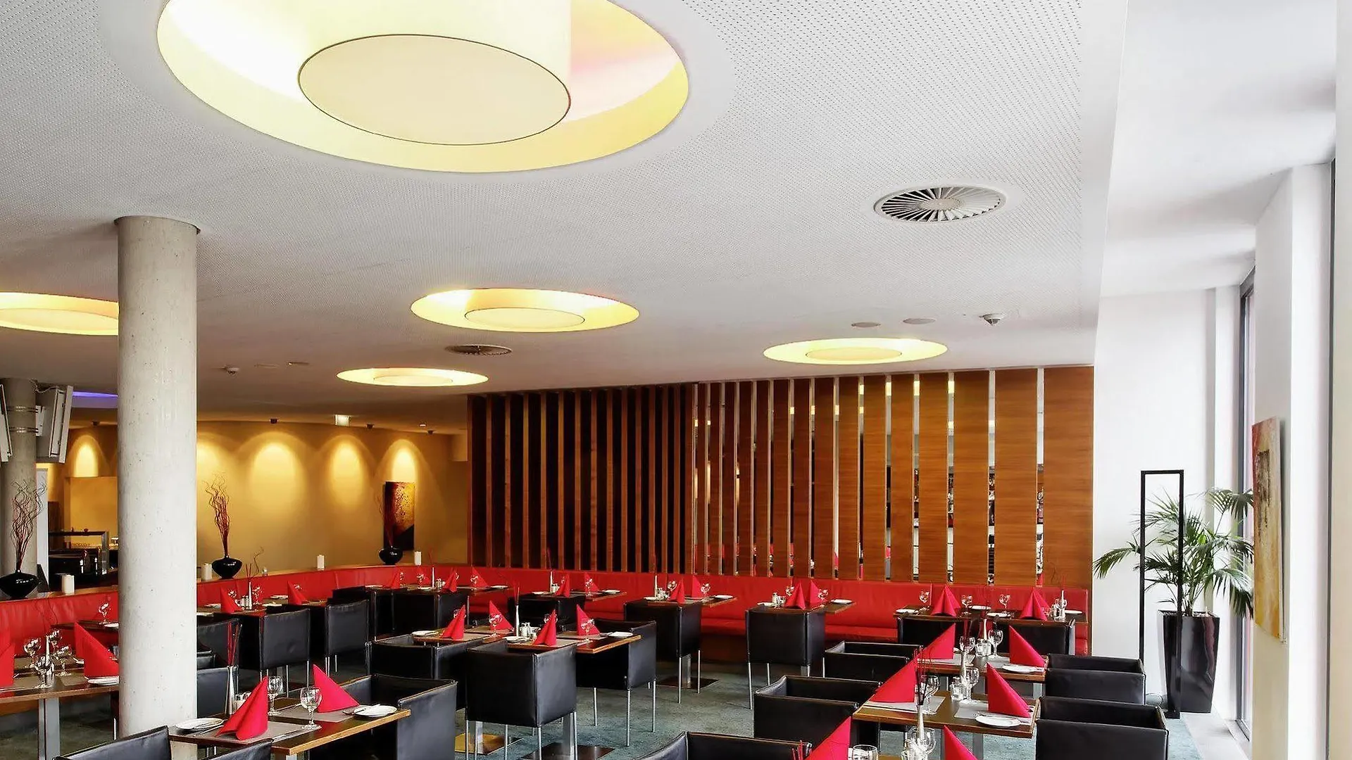 Hilton Garden Inn Stuttgart Neckarpark