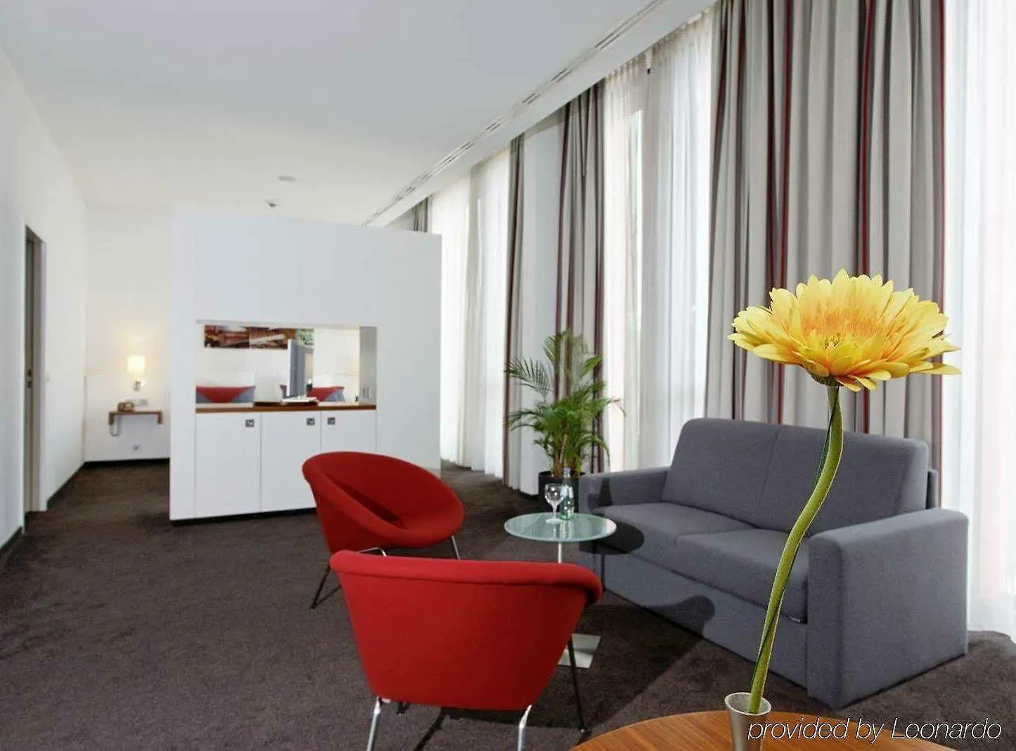 Hilton Garden Inn Stuttgart Neckarpark Hotel