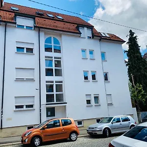 Appartement Exklusiv Moeblierte In Besten Lage